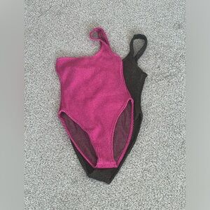 GOOD AMERICAN | Always-fits metallic shoulder one-piece